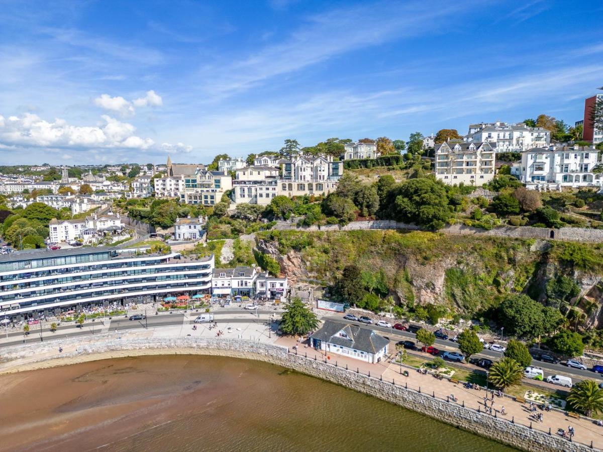 De'Nada, Vernon Court Torquay Luaran gambar